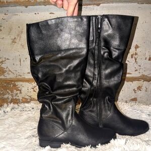 Style & Co Women's Black Boots. Size 5m